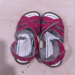 Salt Water Sandal size 8
